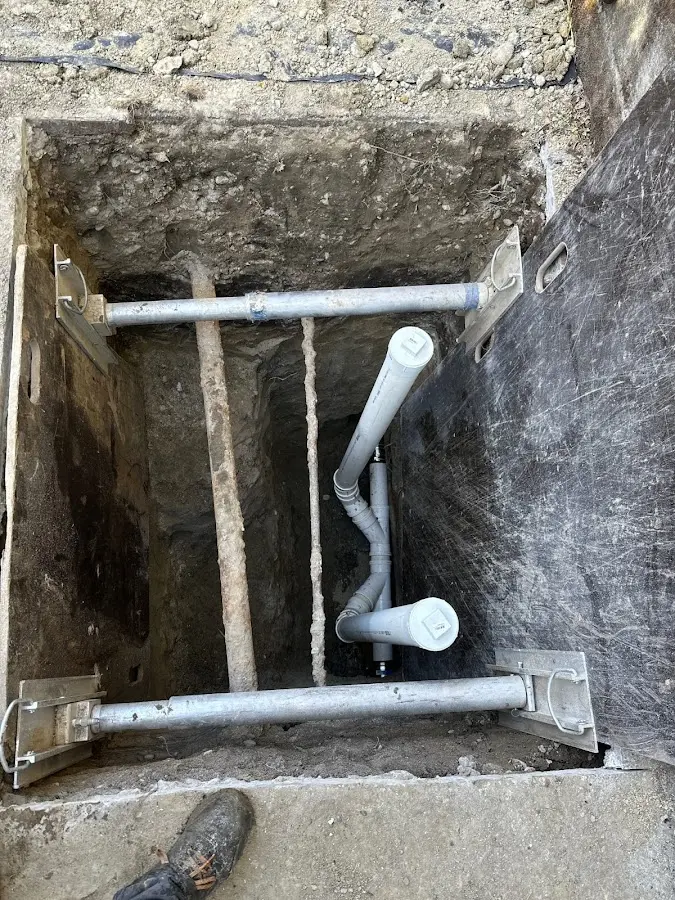 Experienced plumber completing Drain Cleaning work in Huron